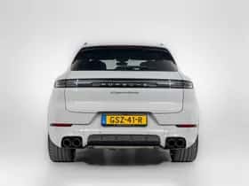 Porsche Cayenne (2024) thumbnail 16