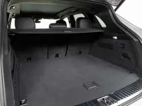 Porsche Cayenne (2024) thumbnail 39
