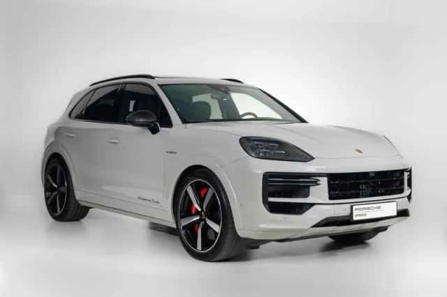 Porsche Cayenne (2024) thumbnail 5