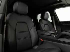 Porsche Cayenne (2024) thumbnail 8