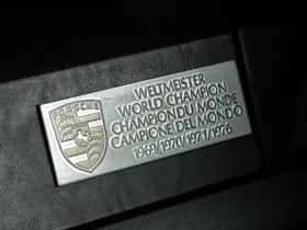 Porsche 911 (1984) thumbnail 17