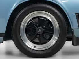 Porsche 911 (1984) thumbnail 20