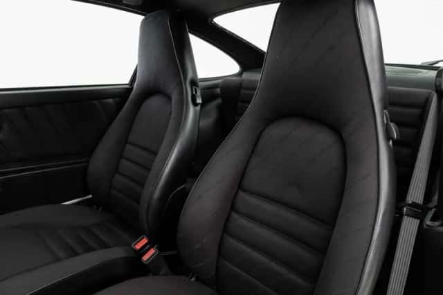 Porsche 911 (1984) thumbnail 4