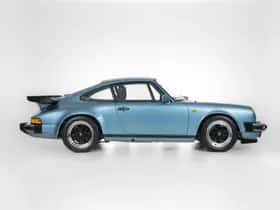 Porsche 911 (1984) thumbnail 10