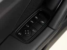 Porsche 911 (2024) thumbnail 38