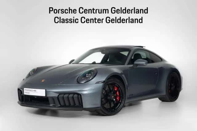 Porsche 911 (2025) thumbnail 1