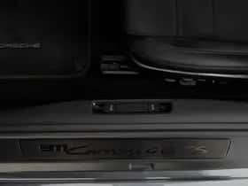 Porsche 911 (2025) thumbnail 32