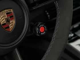 Porsche 911 (2025) thumbnail 33
