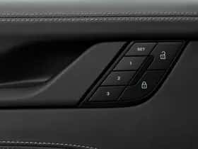 Porsche 911 (2025) thumbnail 35