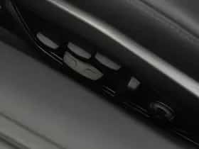 Porsche 911 (2025) thumbnail 38