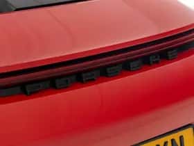 Porsche 911 (2022) thumbnail 35