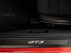 Porsche 911 (2022) thumbnail 39