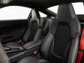 Porsche 911 (2022) thumbnail 5