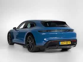 Porsche Taycan (2021) thumbnail 2