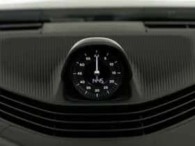 Porsche Taycan (2021) thumbnail 18