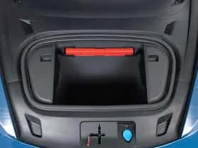 Porsche Taycan (2021) thumbnail 28