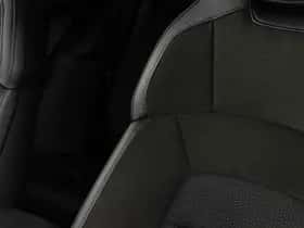 Porsche Taycan (2021) thumbnail 47