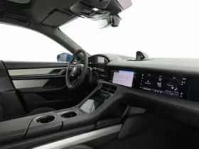 Porsche Taycan (2021) thumbnail 9