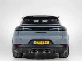 Porsche Cayenne (2024) thumbnail 15