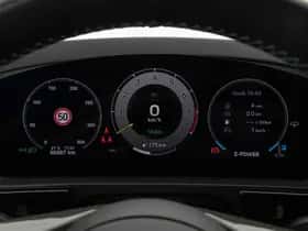 Porsche Cayenne (2024) thumbnail 17