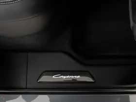 Porsche Cayenne (2024) thumbnail 34
