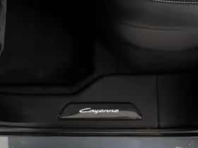 Porsche Cayenne (2024) thumbnail 37