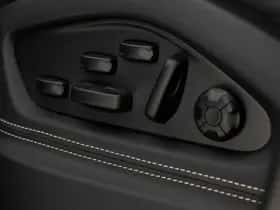 Porsche Cayenne (2024) thumbnail 43