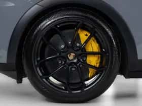 Porsche Cayenne (2024) thumbnail 52