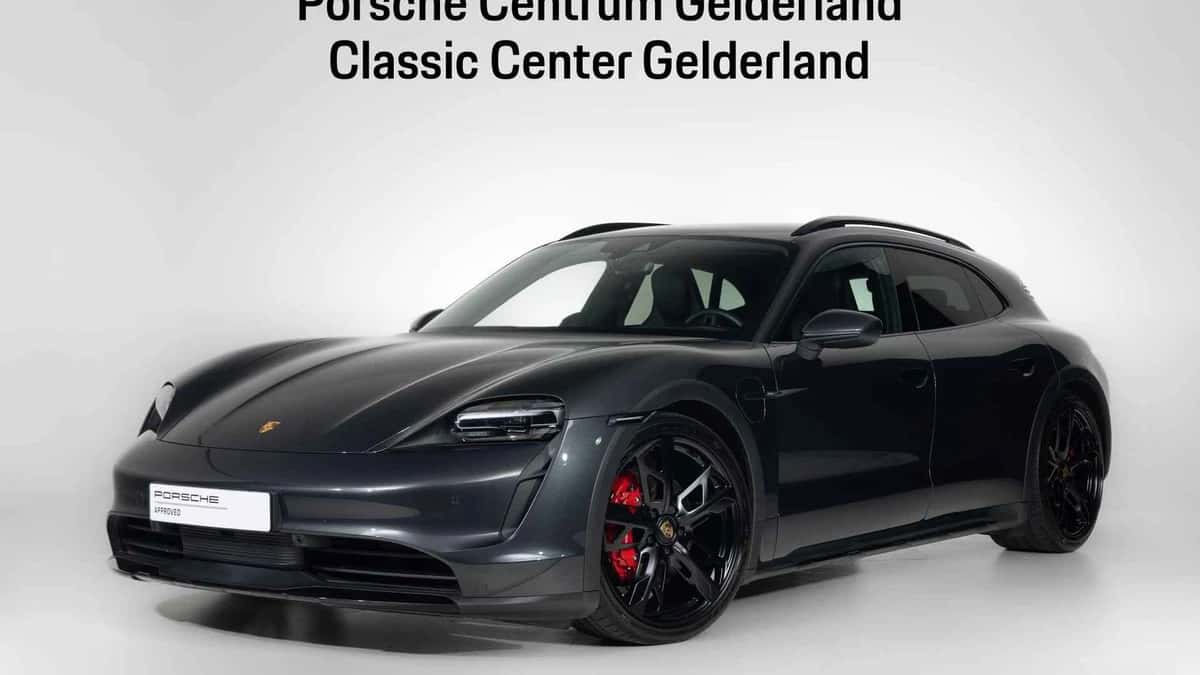 Porsche Taycan (2024) — foto 1