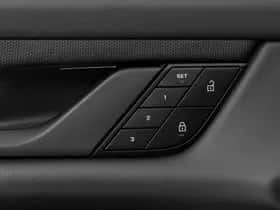 Porsche Taycan (2024) thumbnail 21