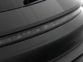 Porsche Taycan (2024) thumbnail 35