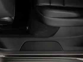 Porsche Taycan (2024) thumbnail 41