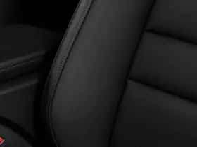 Porsche Taycan (2024) thumbnail 48