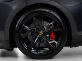 Porsche Taycan (2024) thumbnail 51