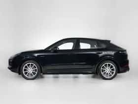 Porsche Cayenne (2022) thumbnail 11