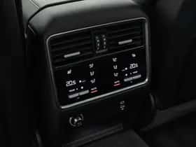 Porsche Cayenne (2022) thumbnail 20