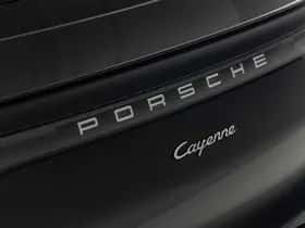 Porsche Cayenne (2022) thumbnail 32