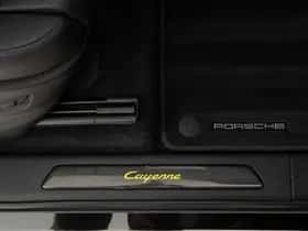 Porsche Cayenne (2022) thumbnail 35