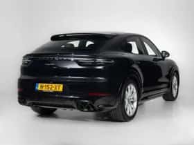 Porsche Cayenne (2022) thumbnail 5