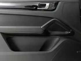 Porsche Cayenne (2022) thumbnail 41
