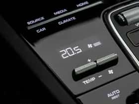 Porsche Cayenne (2022) thumbnail 46