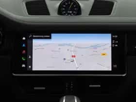Porsche Cayenne (2022) thumbnail 47