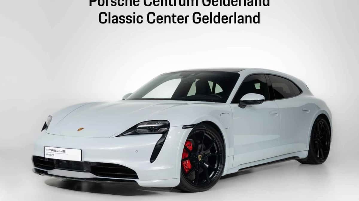 Porsche Taycan (2023) — foto 1