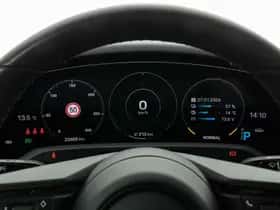 Porsche Taycan (2023) thumbnail 14