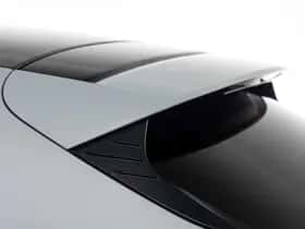 Porsche Taycan (2023) thumbnail 26