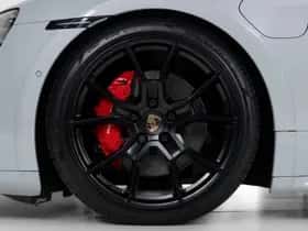 Porsche Taycan (2023) thumbnail 47