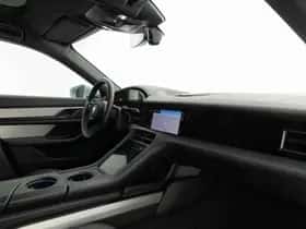 Porsche Taycan (2023) thumbnail 7