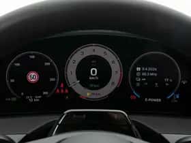 Porsche Panamera (2026) thumbnail 18
