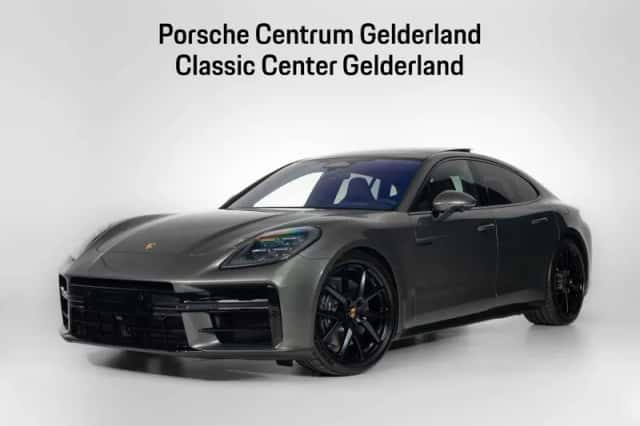 Porsche Panamera (2026) thumbnail 1