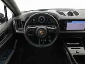 Porsche Cayenne (2024) thumbnail 13